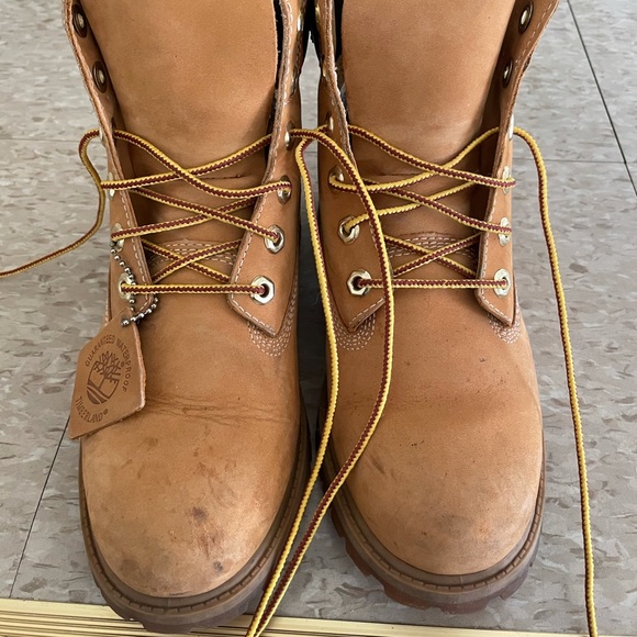Men’s Timberlands Size 5 main image 6